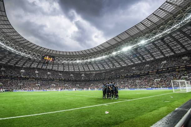 谁才是更伟 谁才是更伟