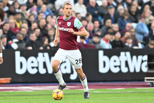 他不仅是申 他不仅是申