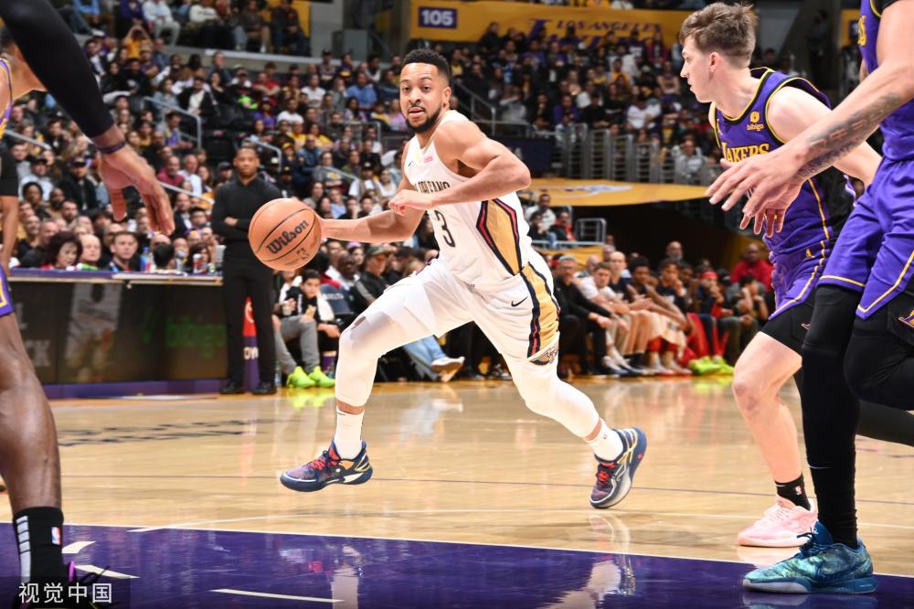 森林狼首节八人轮转仅两人得分，全队投篮20中3&三分9中1.